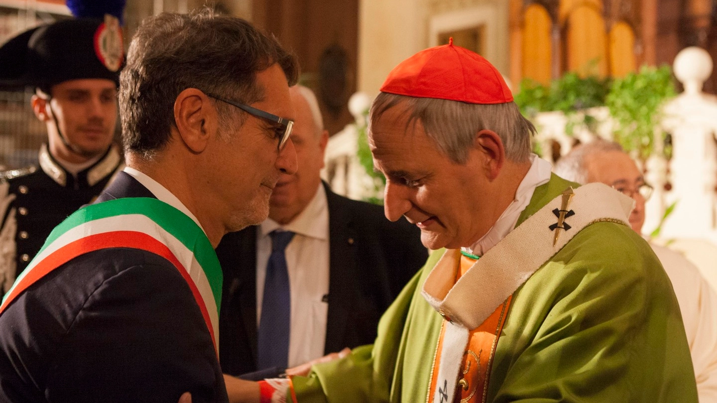 Il sindaco Virginio Merola con il cardinale Matteo Zuppi (FotoSchicchi)