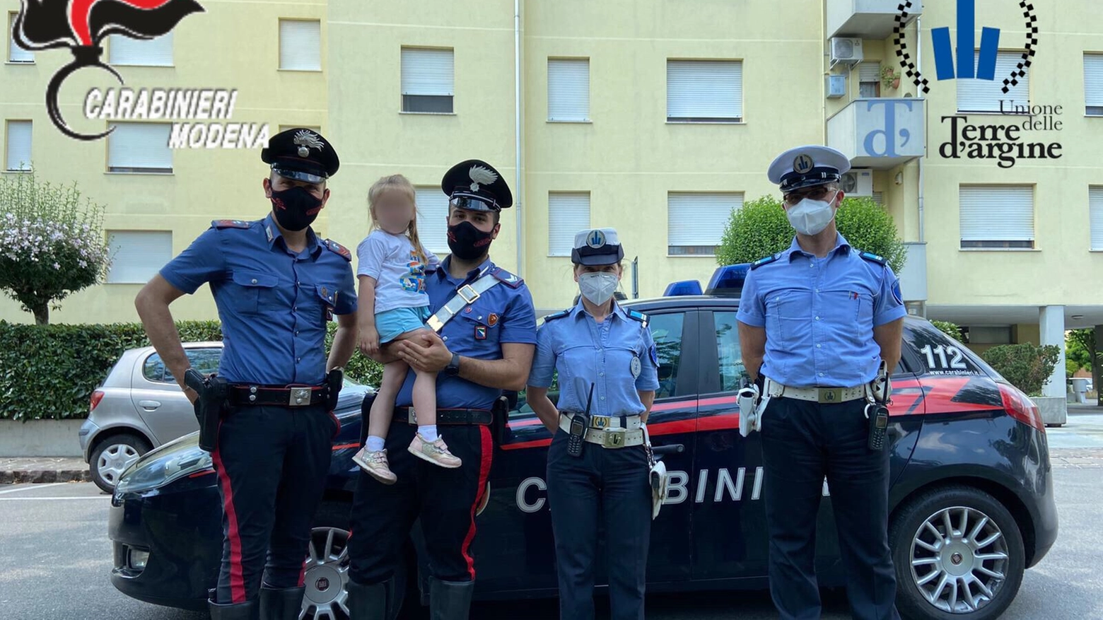 Carpi, la bambina riportata a casa dai carabinieri