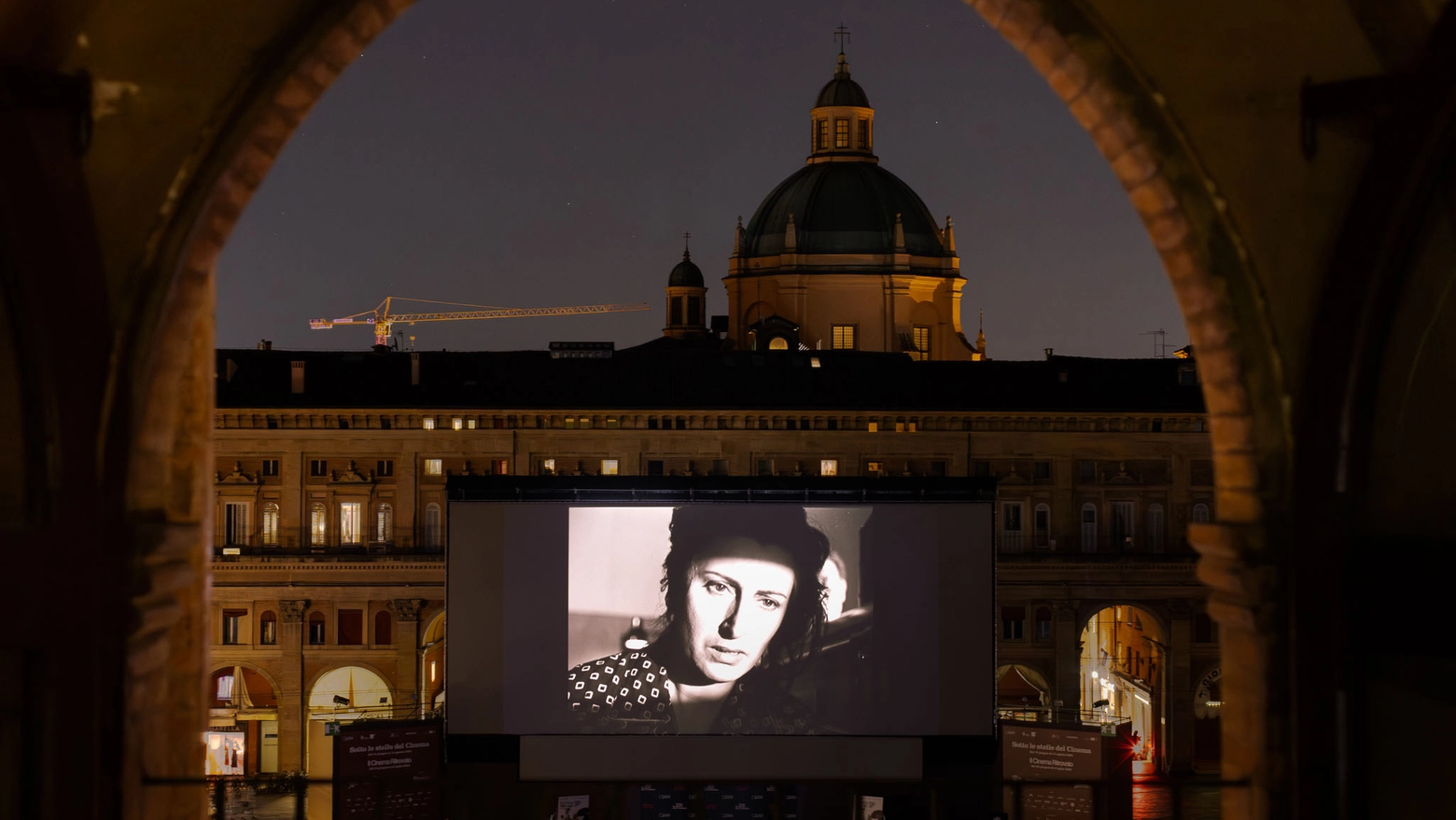 Il cinema in Piazza Maggiore