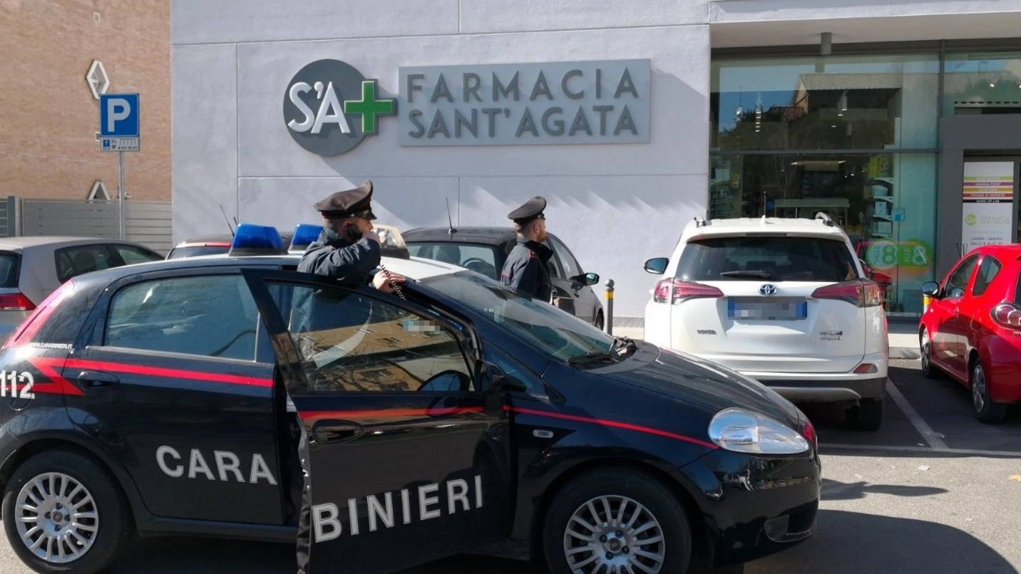 I carabinieri hanno arrestato i rapinatori della farmacia di Ravarino (Foto Dire)