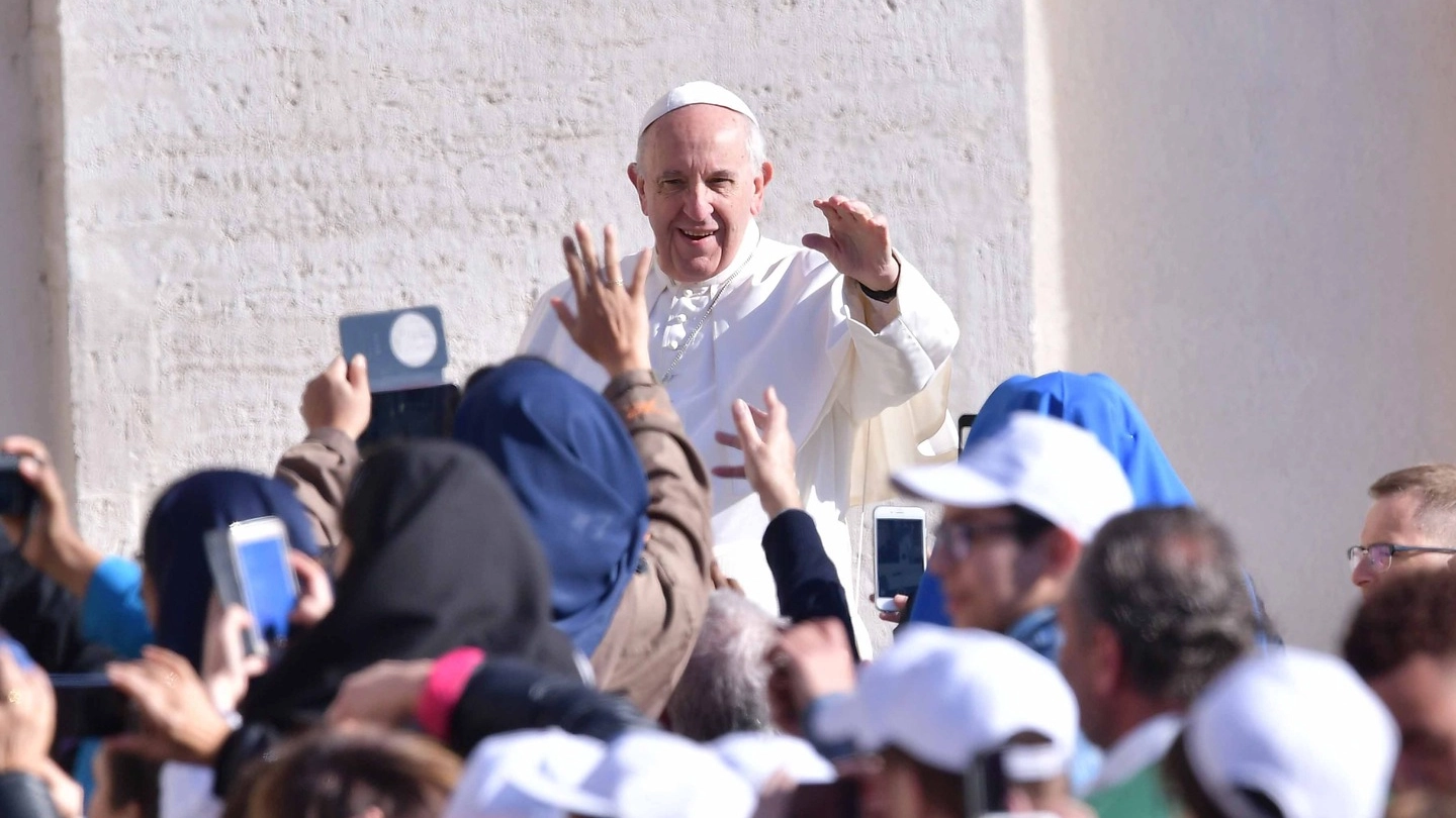 Papa Francesco sarà a Mirandola nel pomeriggio del 2 aprile (foto LaPresse)