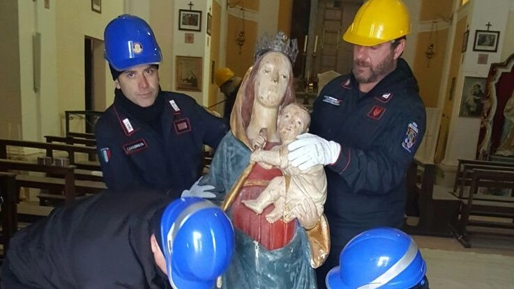 Il recupero della Madonna con bambino