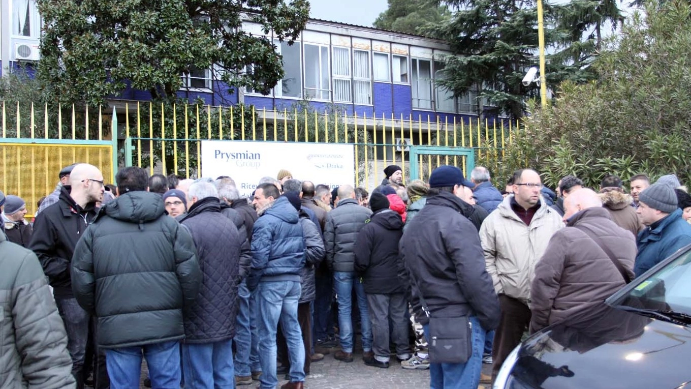 Ascoli, assemblea dei lavoratori Prysmian (Foto Labolognese)