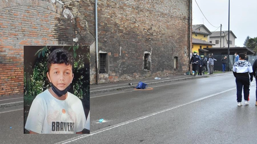 Younes Lakhdar, 12 anni (nel riquadro) morto travolto da un furgone