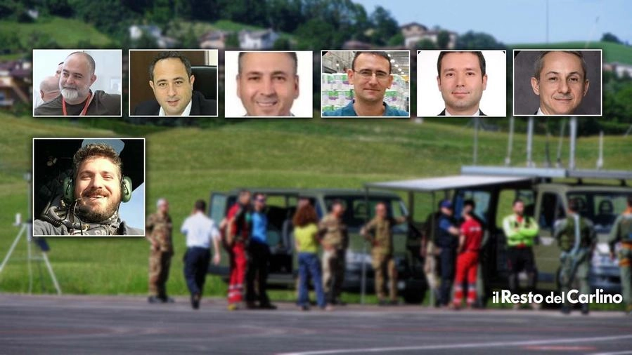 Trovato sul Monte Cusna l'elicottero scomparso: morti il pilota e i 6 passeggeri