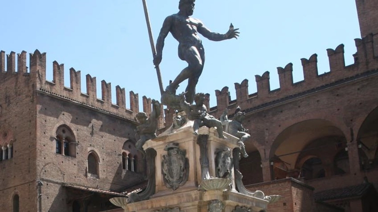 Il Nettuno, simbolo di Bologna (FotoSchicchi)