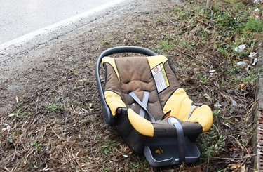 Incidente stradale, bimbo di 4 anni muore nello schianto: al volante la mamma
