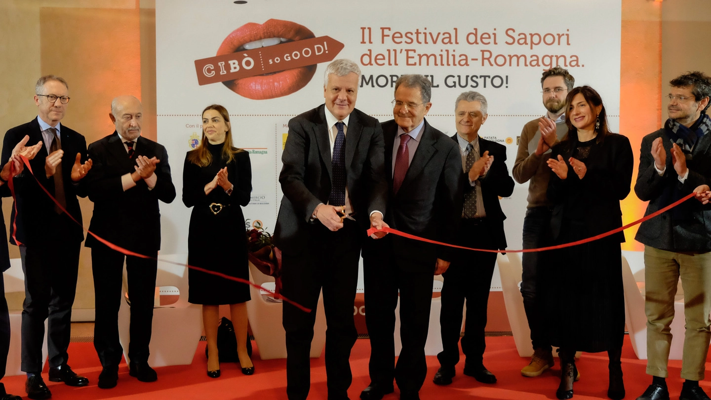 Cibò.So good!, il taglio del nastro con il ministro Galletti e Romano Prodi (fotoSchicchi)