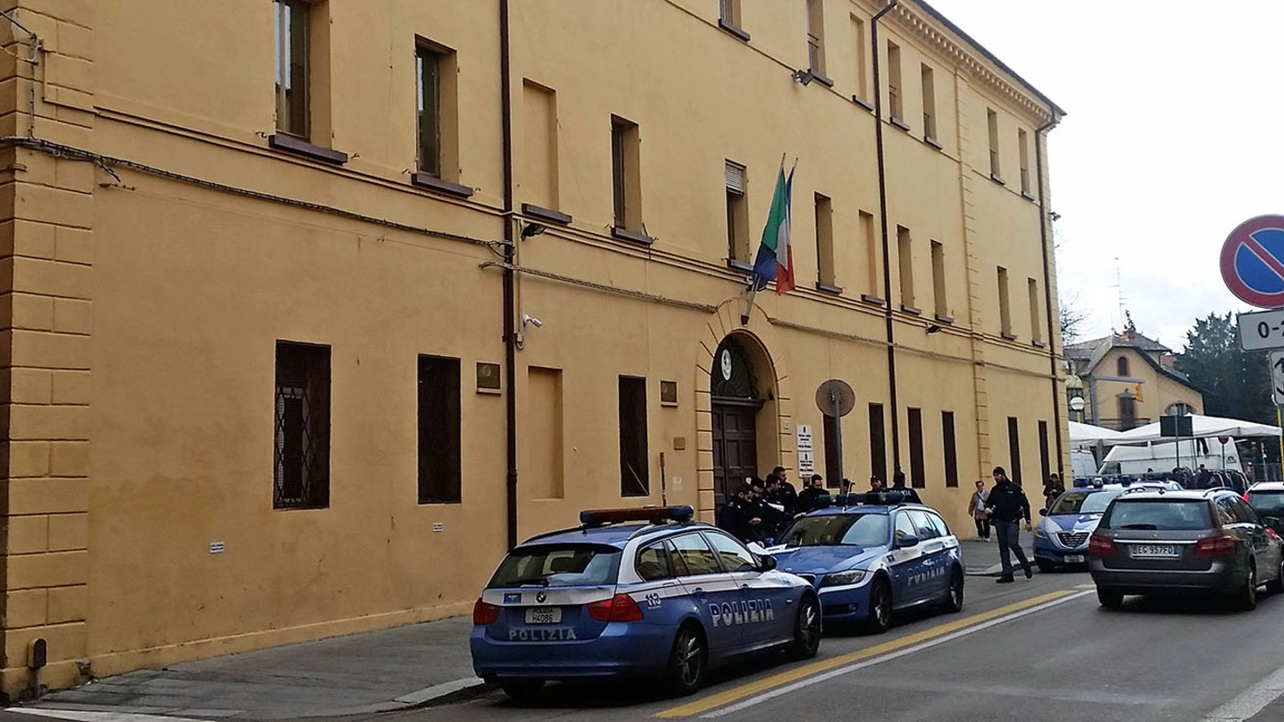 La sede del commissariato di Polizia a Imola