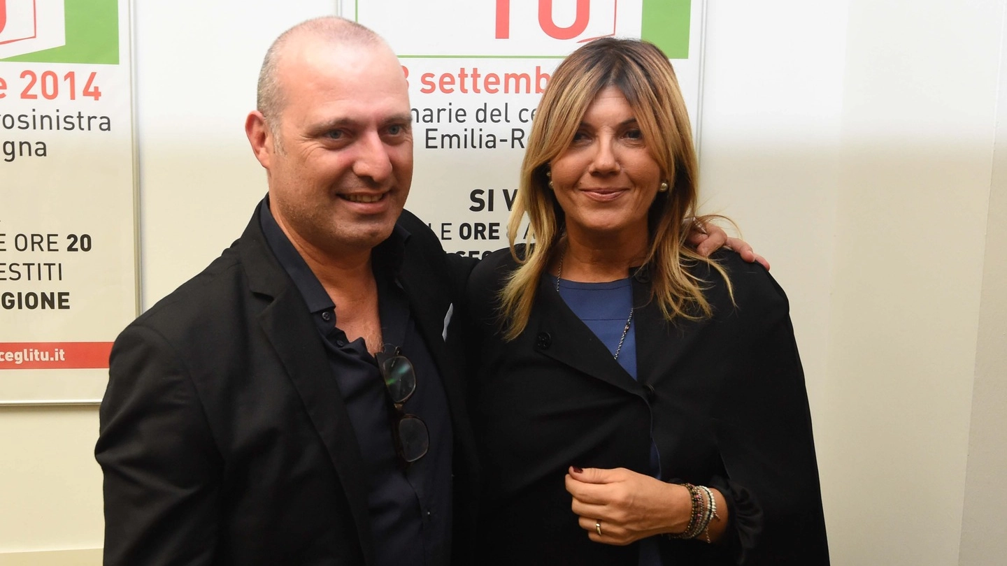 Stefano Bonaccini con la moglie Sandra (FotoSchicchi)