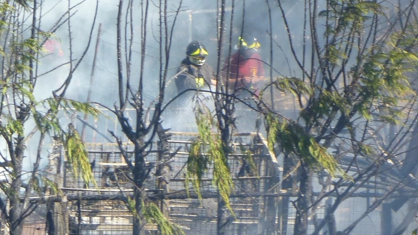 Incendio a Monteveglio (foto Mignardi)