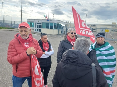 Carcere di Rovigo, la protesta dei sindacati: “Organico insufficiente”