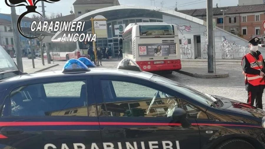 Revenge porn, i carabinieri della stazione di Ancona 