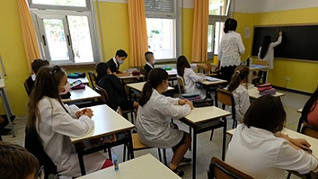Una classe delle elementari (Ansa)