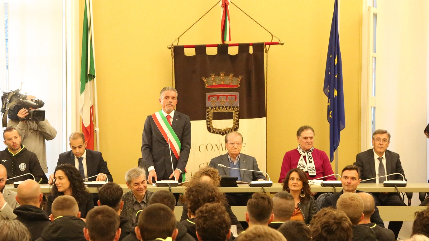 Un consiglio comunale a Cesena (foto d'archivio Ravaglia)