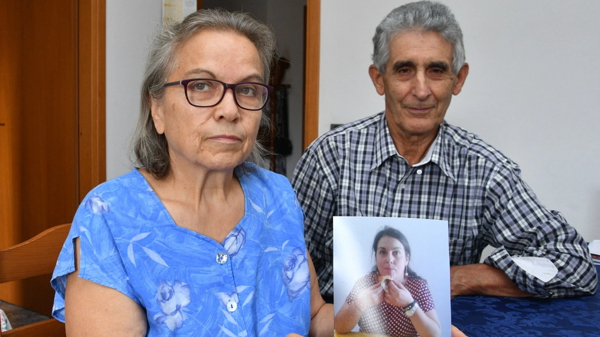 L’appello dei coniugi forlivesi Rita Ciafardini e Zelio Bravi, genitori della 45enne Erika Bravi, sparita a Marsiglia