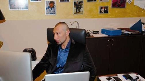Bologna: Stefano Stefanelli detto Steve, 44 anni, nel suo ufficio