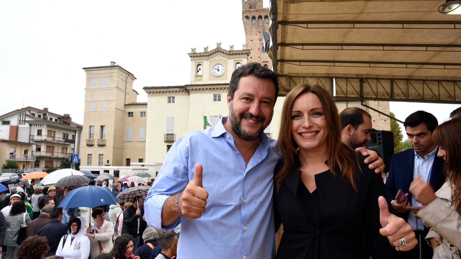 Lega, Lucia Borgonzoni con Matteo Salvini (Foto LaPresse)