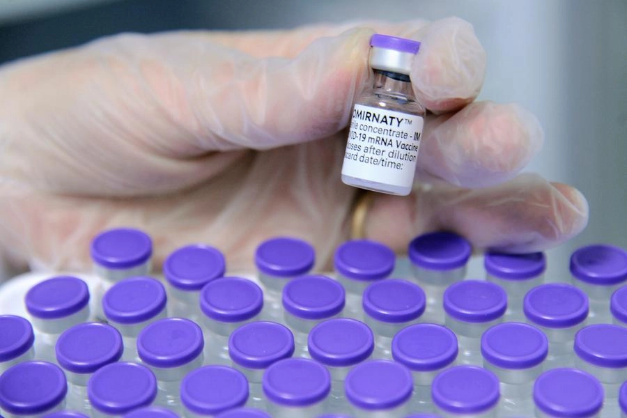 Uno stock di vaccini anti Covid (ImagoE)