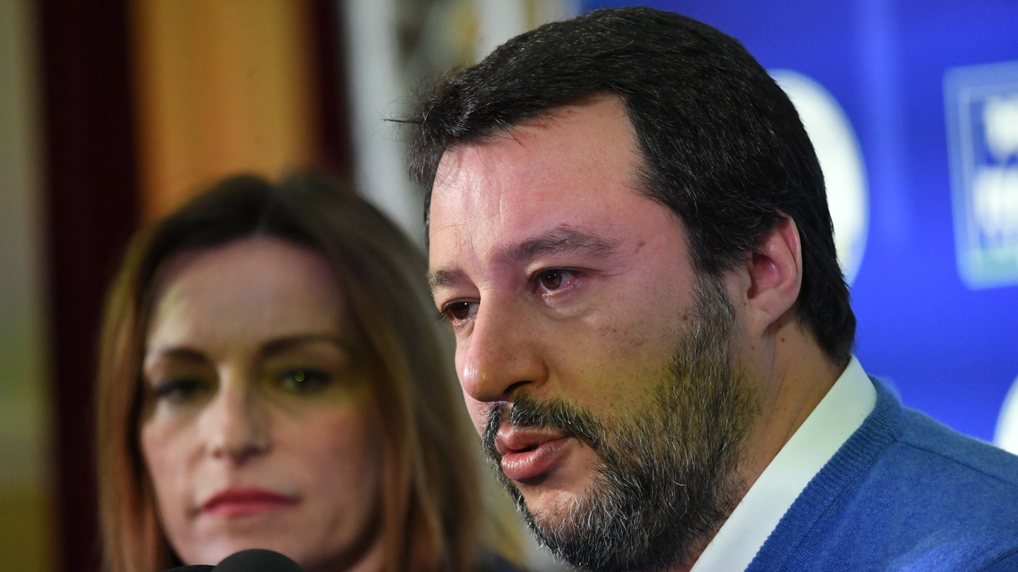 Matteo Salvini e Lucia Borgonzoni in conferenza stampa (FotoSchicchi)
