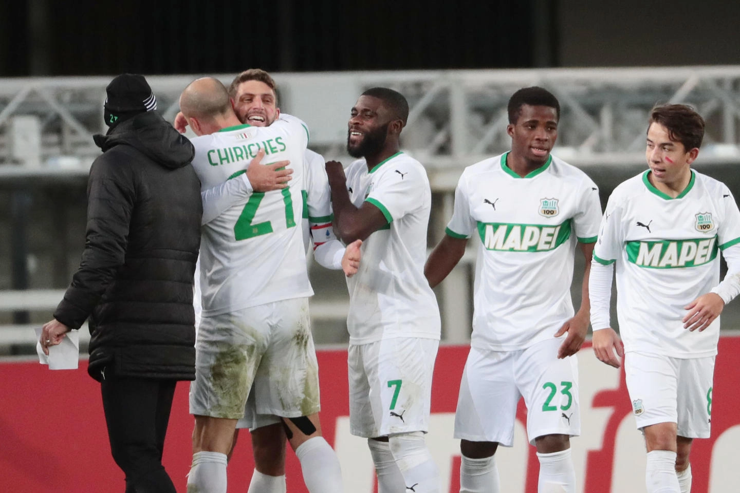 Il Sassuolo festeggia il 2-0 di Berardi