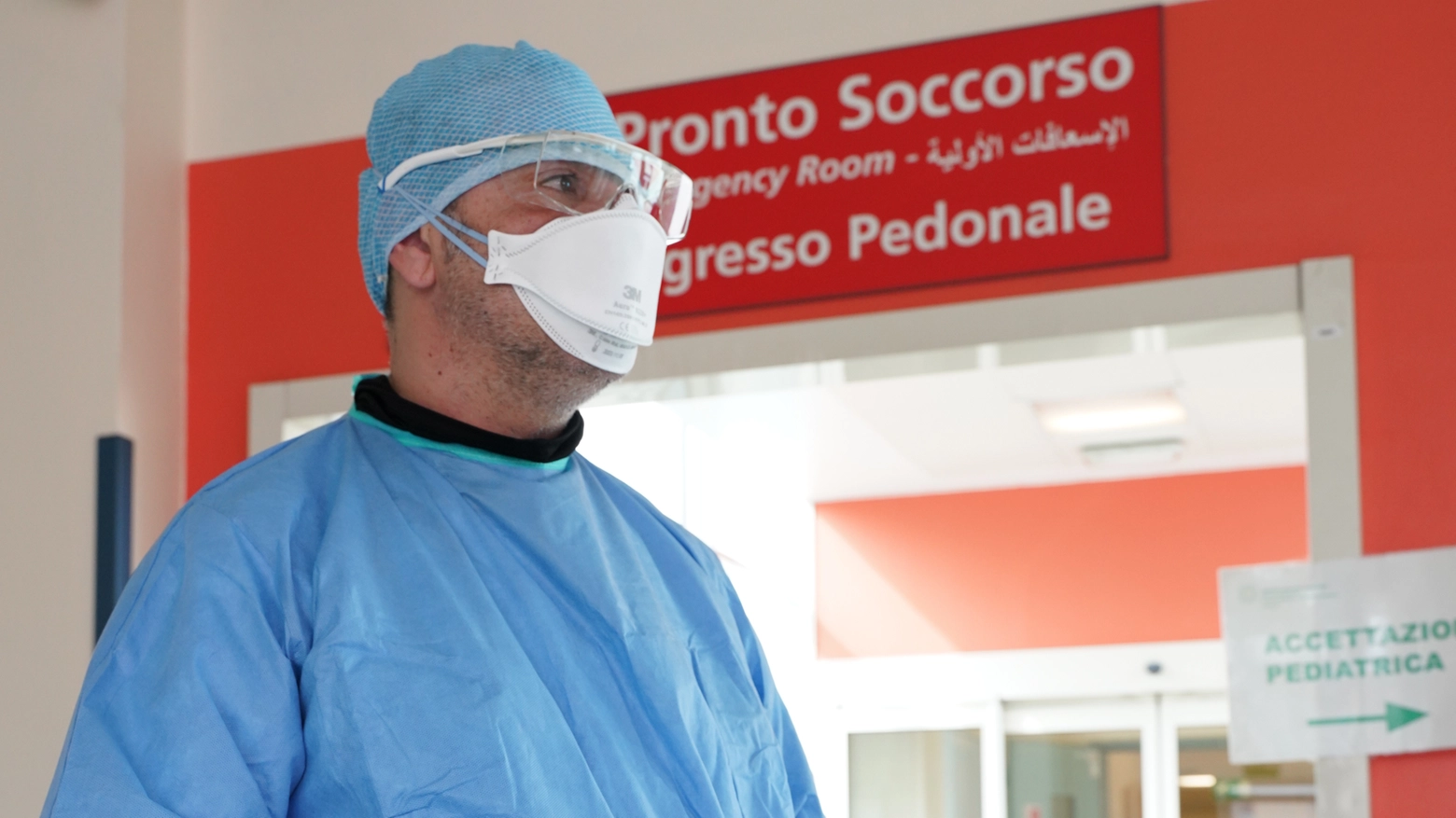 Un medico in pronto soccorso emiliano