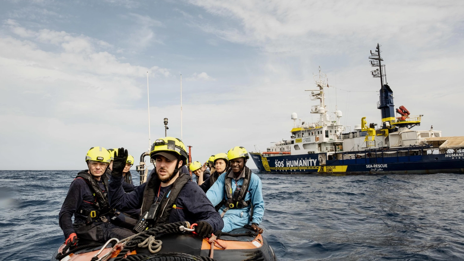 Arrivano i migranti, anzi no  La Humanity 1 assegnata  e poi dirottata da Ancona