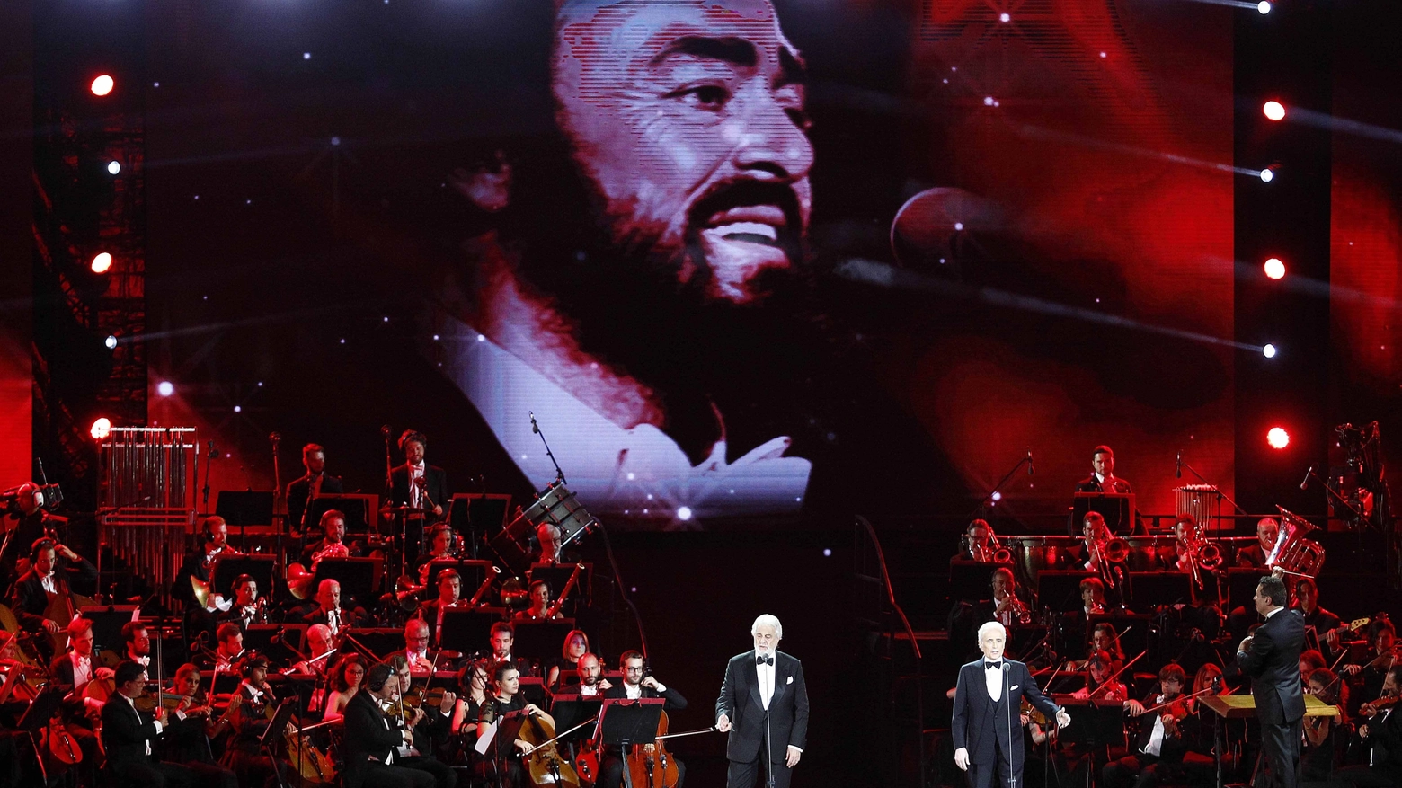 Il concerto evento per Luciano Pavarotti (Foto LaPresse)