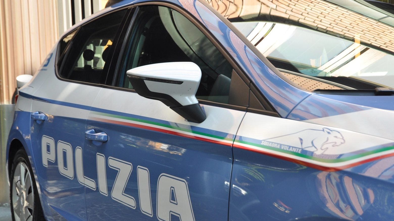 Rimini, fanno saltare il bancomat: indaga la polizia (foto d'archivio)