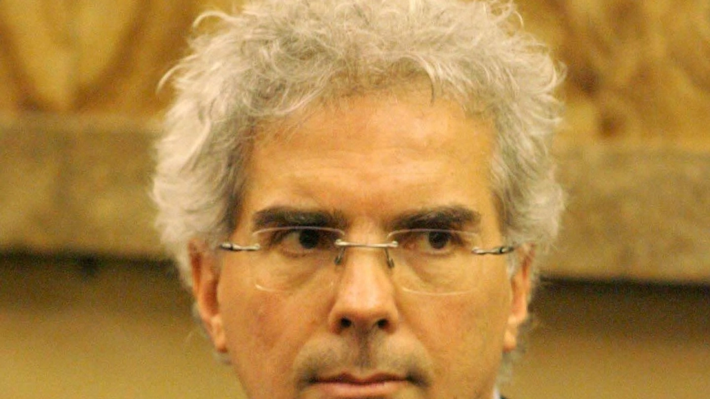 Guido Ferrari, primario di Radiologia sospeso per un anno dall’incarico