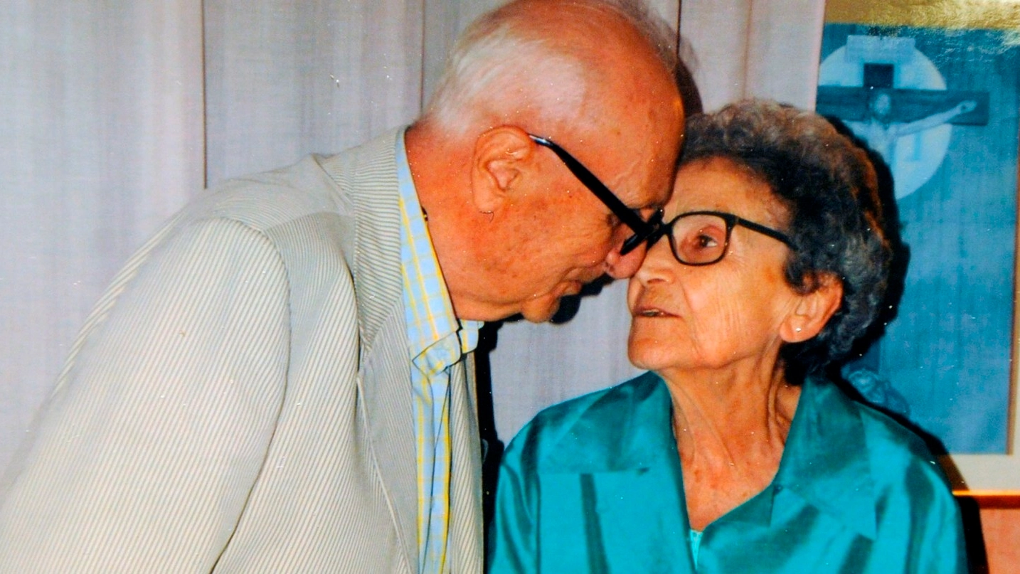 L’architetto Paolo Castelli con la moglie (foto Calavita)