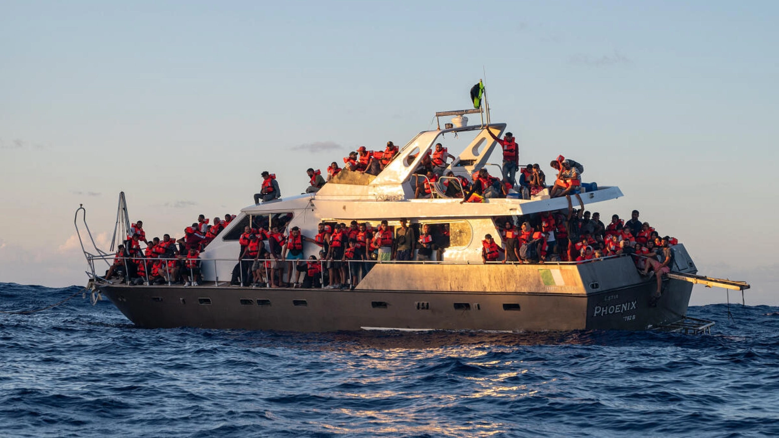 Immigrazione: nave Humanity 1 salva 207 immigrati nel Mar Mediterraneo