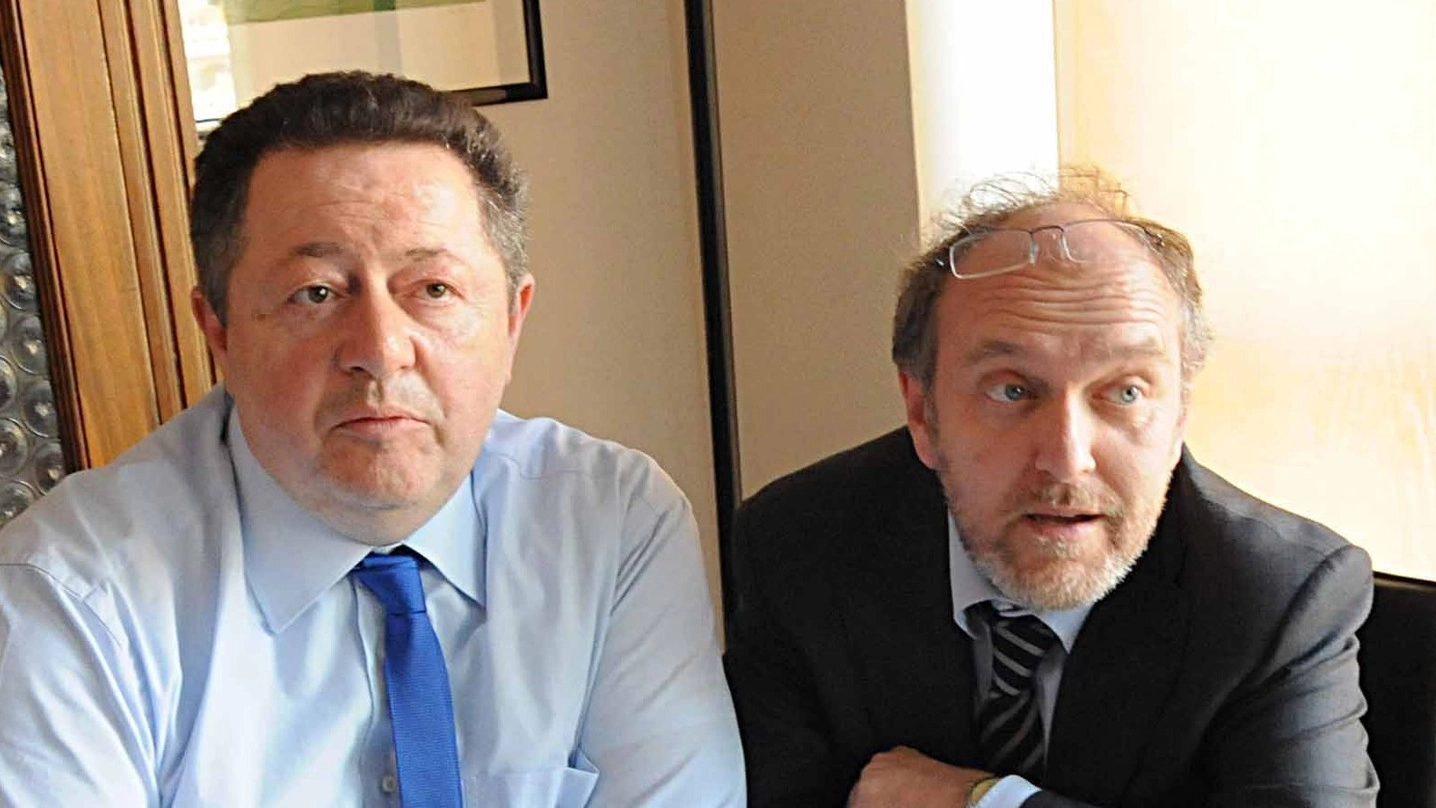 Nella foto d’archivio Bp  il sindaco Tiziano Tagliani con Roberto Montanari