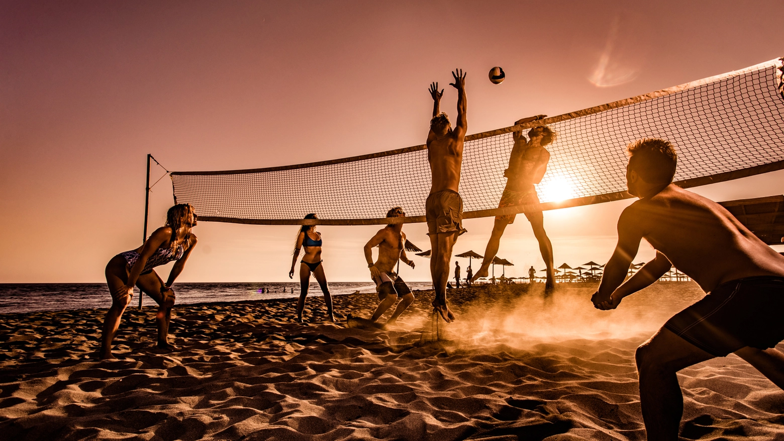 I ragazzi sono stati multati per aver montato una rete da pallavolo in spiaggia (foto di repertorio)