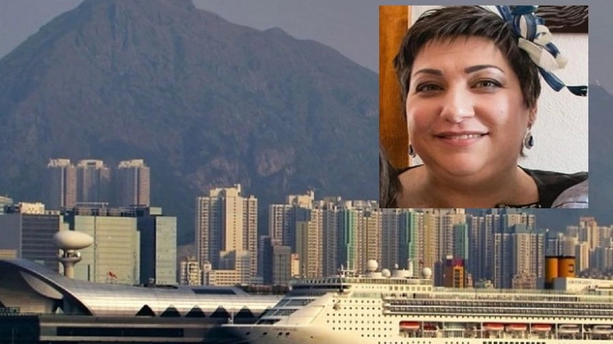 Una nave da crociera e nel riquadro Giovanna Beleffi, morta a 42 anni