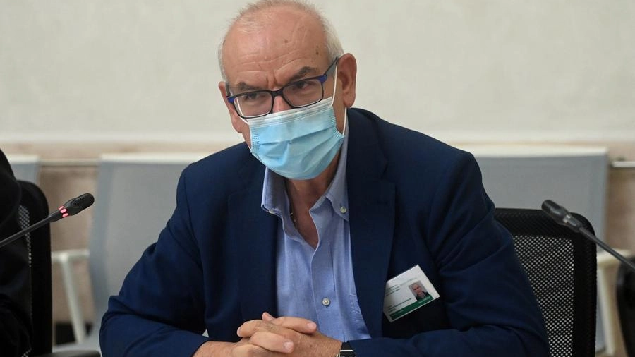 Paolo Pandolfi è il direttore del Dipartimento di sanità pubblica