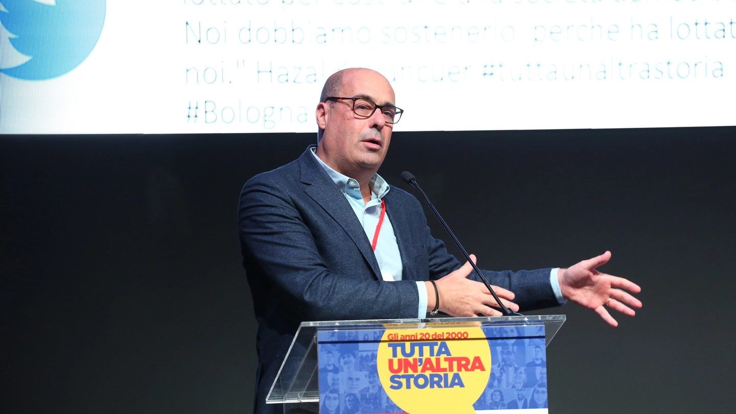 Zingaretti a Bologna per 'Tutta un'altra storia' (FotoSchicchi)