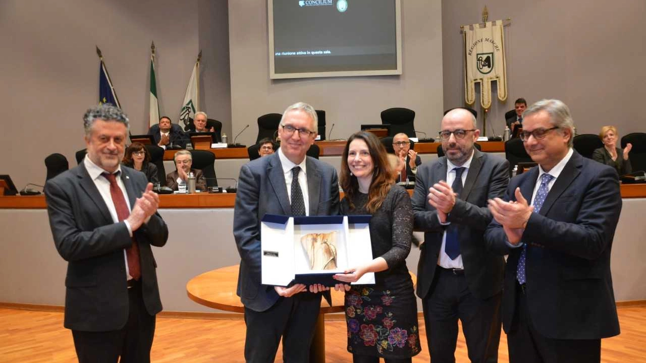 Marica Branchesi premiata col Picchio d'Oro