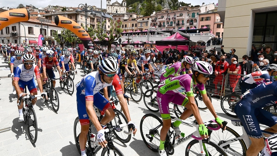 Il Giro d'Italia 2021 arriva a Bagno di Romagna