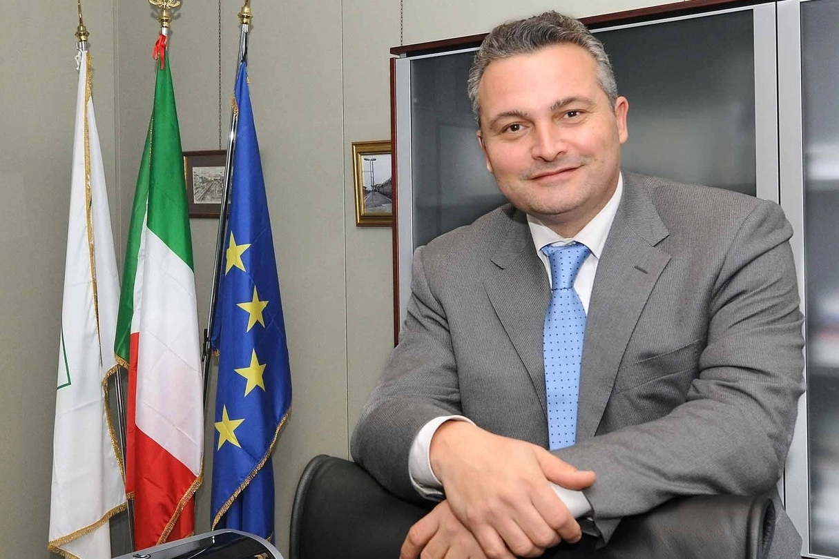 Raffaele Donini, assessore regionale ai Trasporti (Serra)
