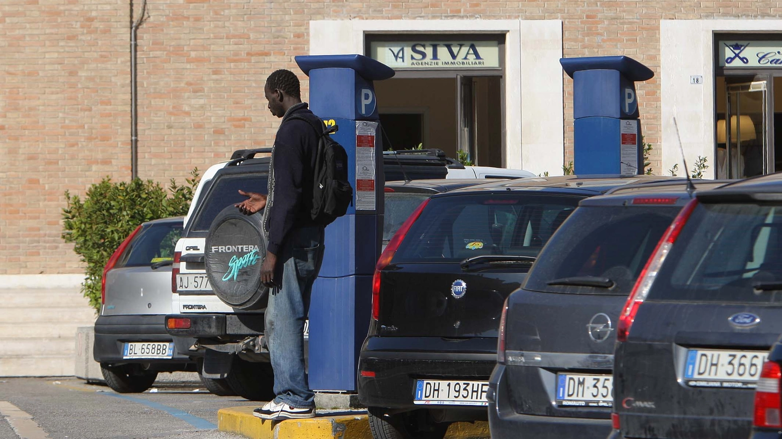 Ravenna, assolto parcheggiatore abusivo. Niente molestie (foto Zani)