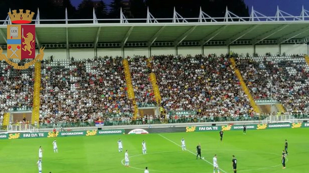 La tribuna Est durante la partita Ascoli-Frosinone