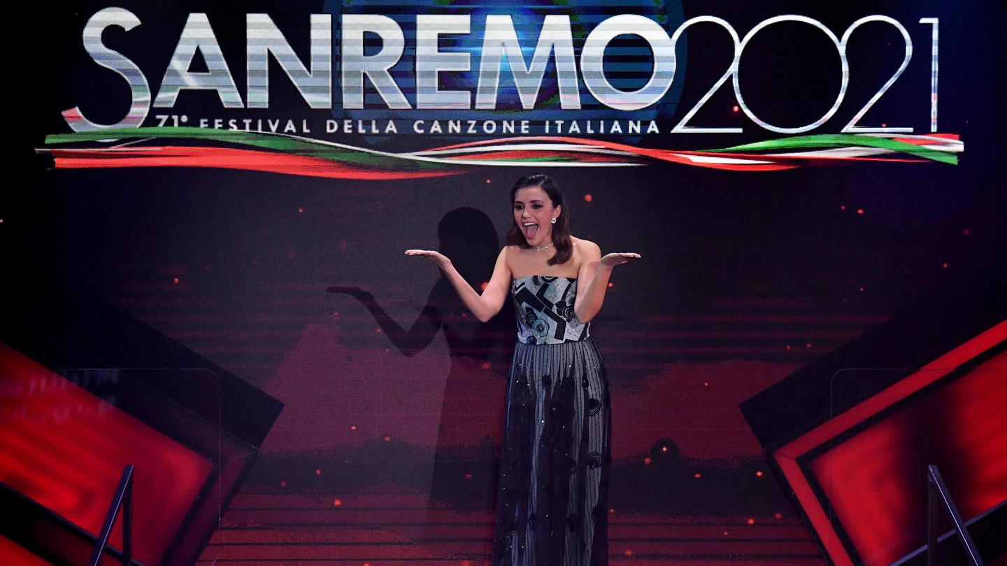Serena Rossi a Sanremo 2021 (Ansa)