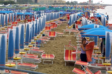 Pesaro: Baia Flaminia e foce del Genica, revocato il divieto di balneazione