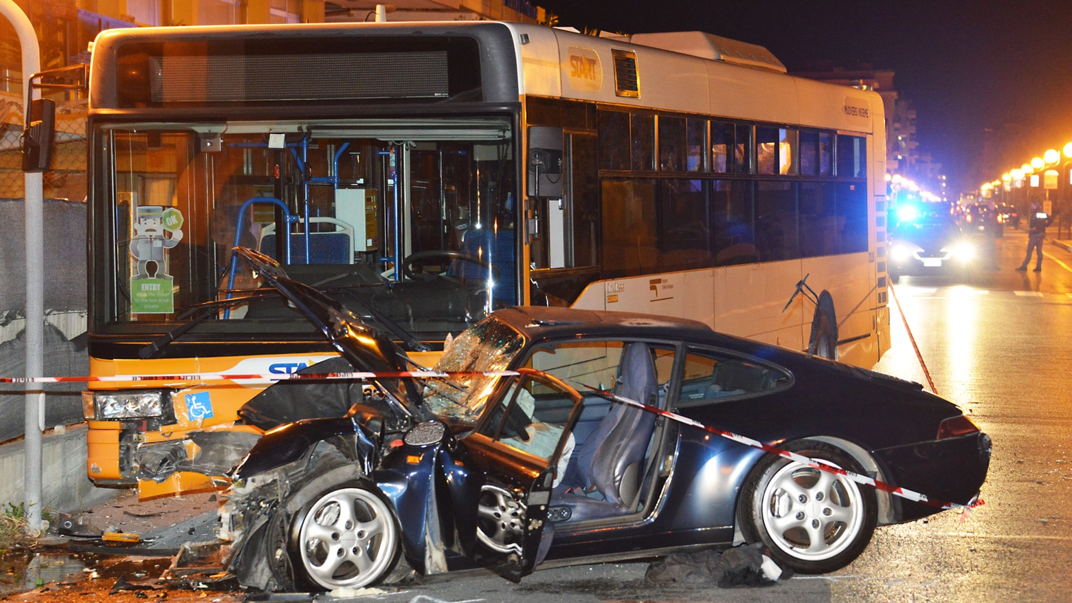 Rimini, l'incidente tra la Porsche di Gianluigi Valentini e un autobus (Migliorini)