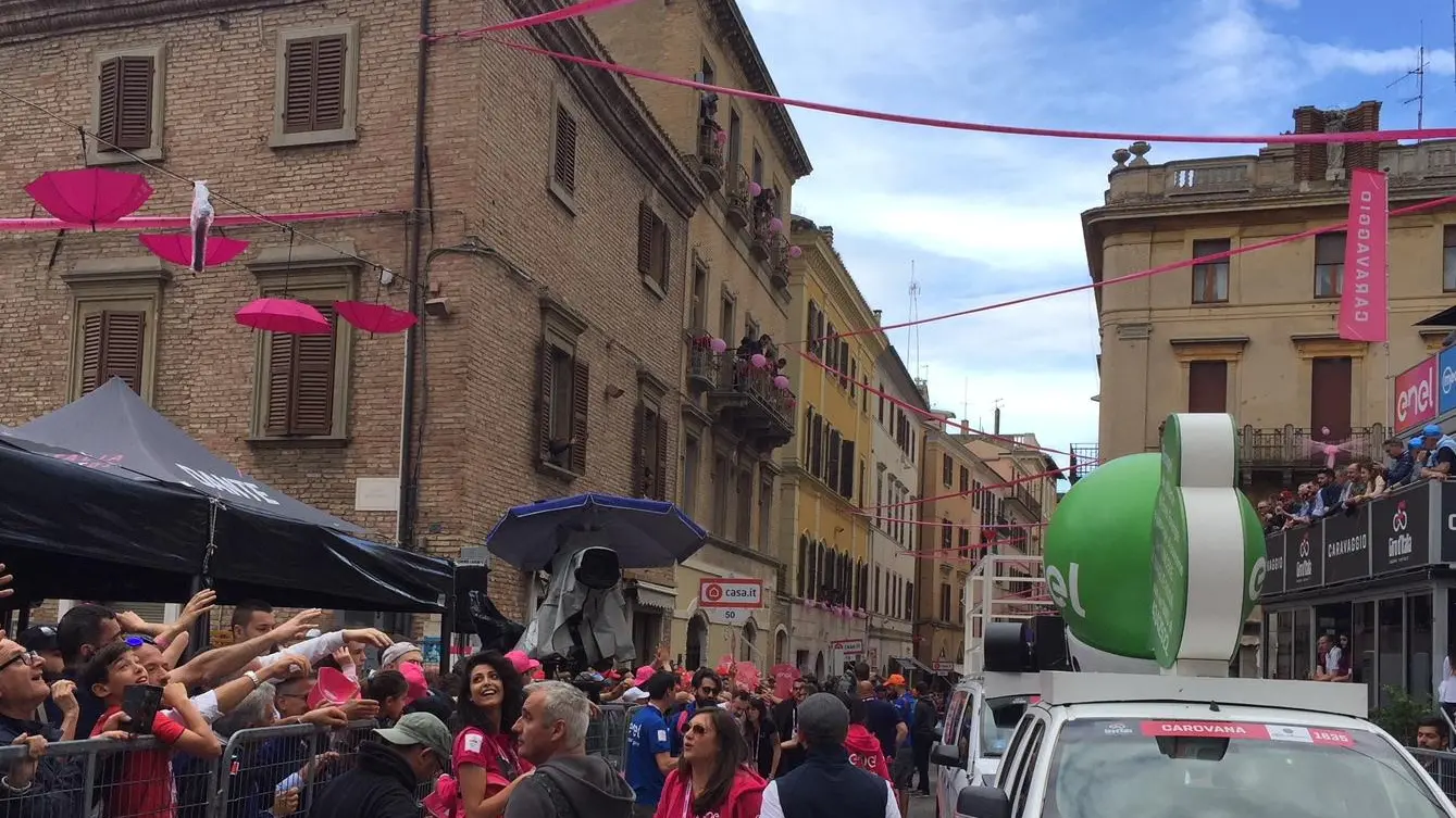 "Giro d’Italia,  tappa a Loreto  per il Giubileo"