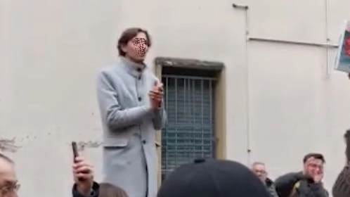 Il ragazzo del video, definito "impacciato" da Salvini