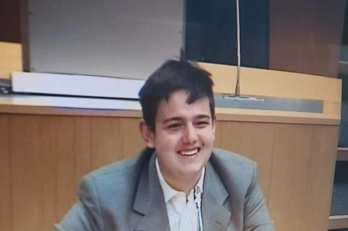 Edoardo Argnani collegato in videoconferenza dal Parlamento di Strasburgo