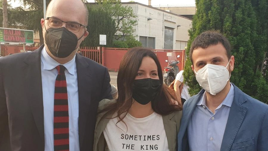 Da sinistra: Francesco Critelli, Isabella Conti e Alberto Aitini, il ticket delle primarie