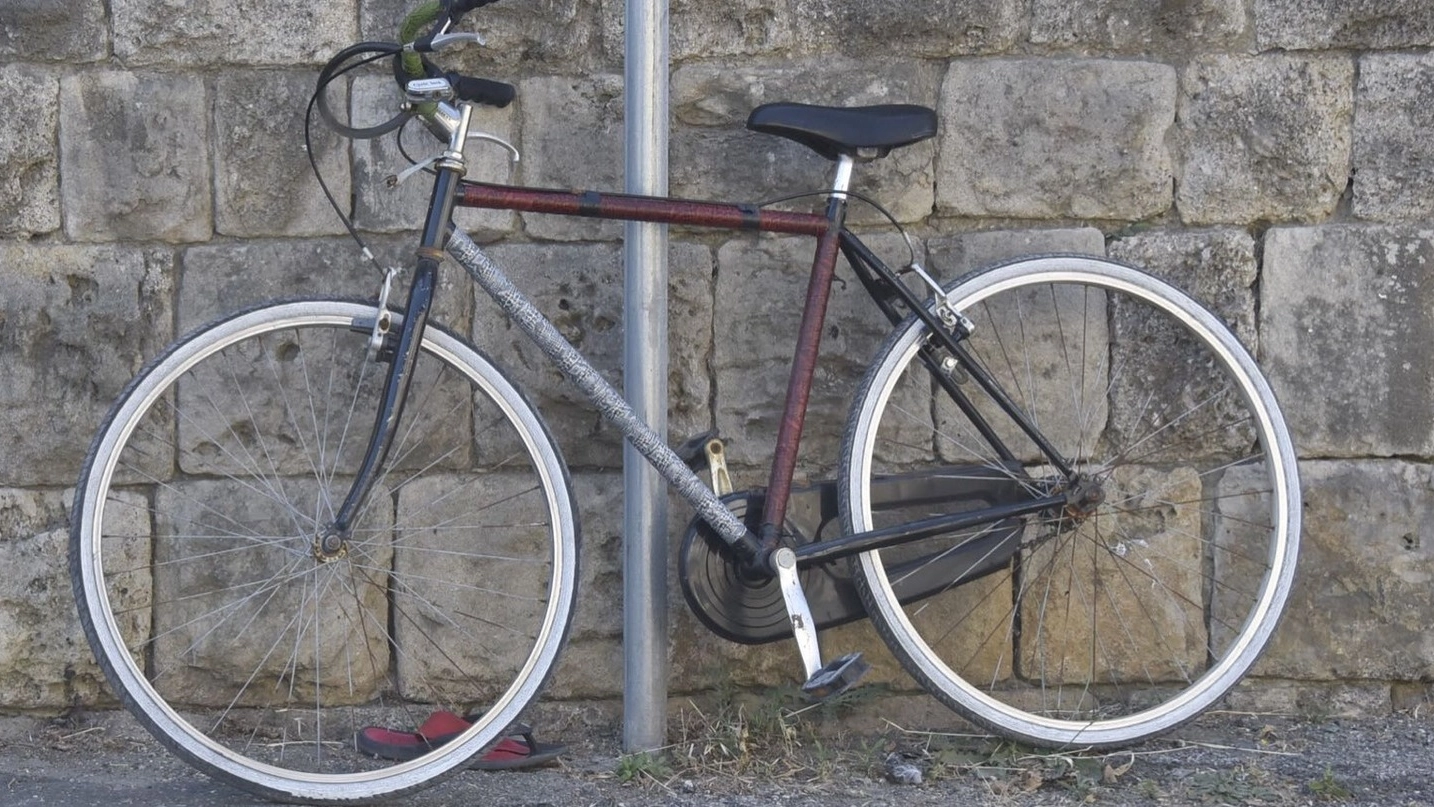 Una bicicletta (foto d'archivio)